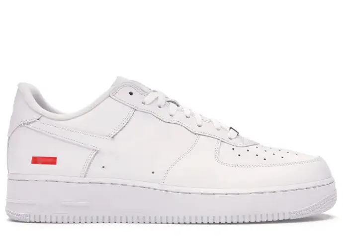 Chaussures de Basket Basses Couleur Blanche avec Logo style AF1 Sup